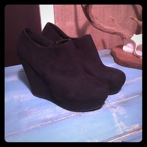 Black wedge booties