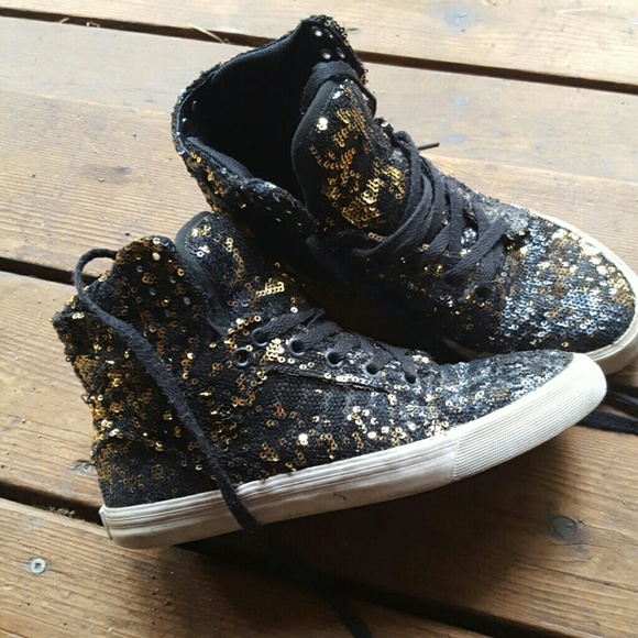 Gold Sequin Supras