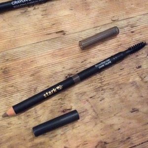 Stark brow define and blend in dark taupe