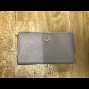 Tory Burch continental wallet