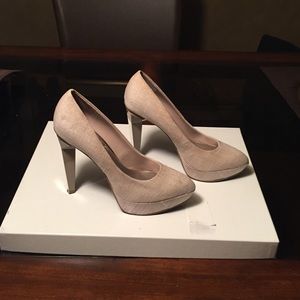 Rachel Roy Platform Pumps