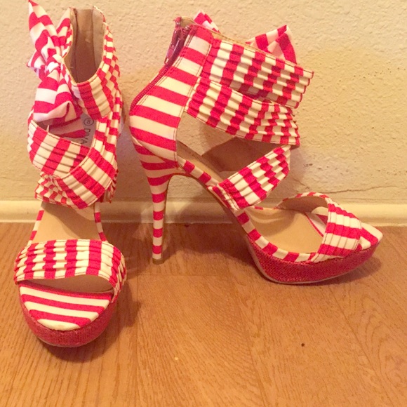 Red & White heels with bow