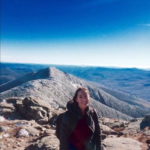 Meet your Posher, Jasmine