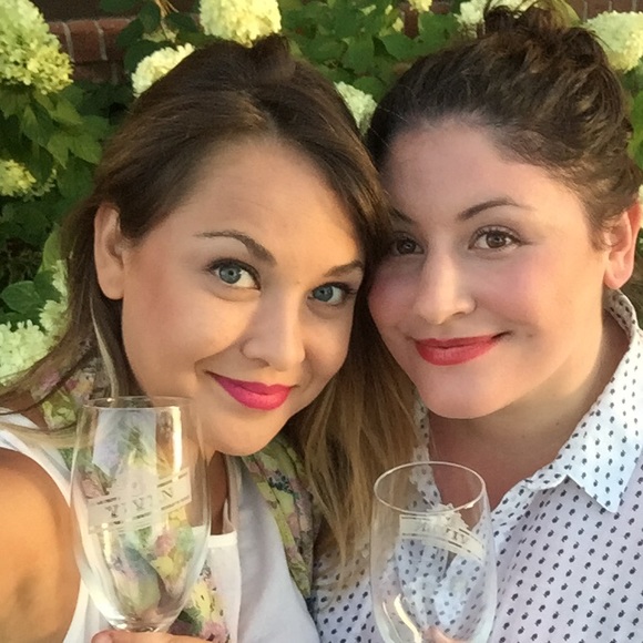 Meet your Posher, Ashlie - Picture 3 of 3