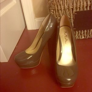 MIA heels