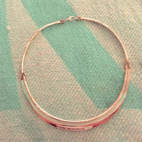 Silver metal necklace