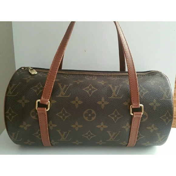 Louis Vuitton Handbags - 💯Authentic Louis Vuitton Monogram Papillon 26 Bag