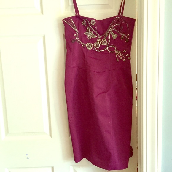 Karen Millen Embroidered fuschia dress size 8