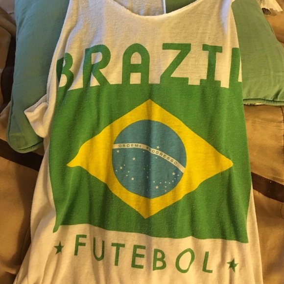 Racetrack tank top