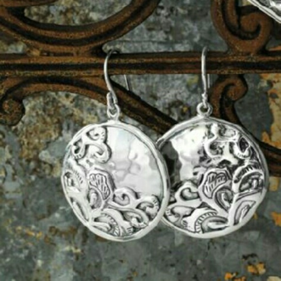 HP! Silpada Tidal Wave Earrings