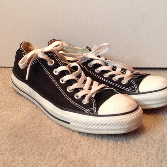 Black Classic Converse Shoes