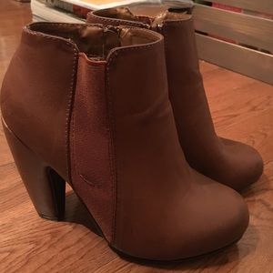 Women's Cognac Booties