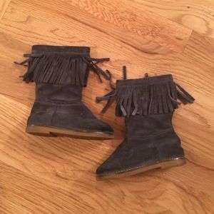 Dark blue fringe leather boots