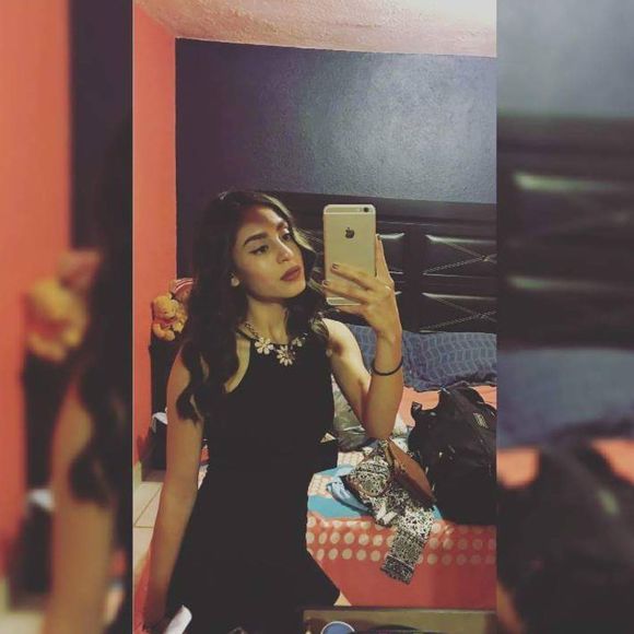 Meet your Posher, Mariana - Picture 1 of 1