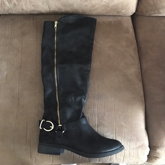 Boots! Over knee!