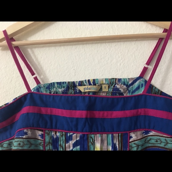 Sold-Colorful top - Picture 3 of 3