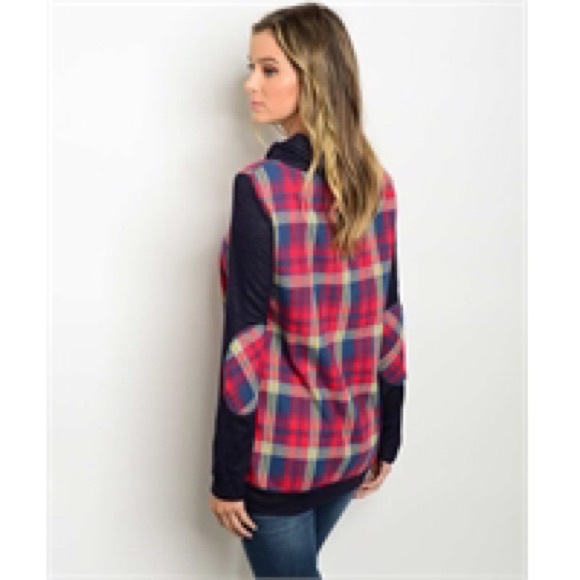 Juniors Plaid Pullover Top - Picture 2 of 2