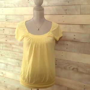 Yellow short sleeve top