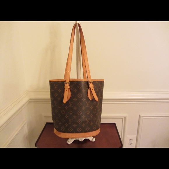 Louis Vuitton Bucket Handbag - $275 (Ft. Wash.)
