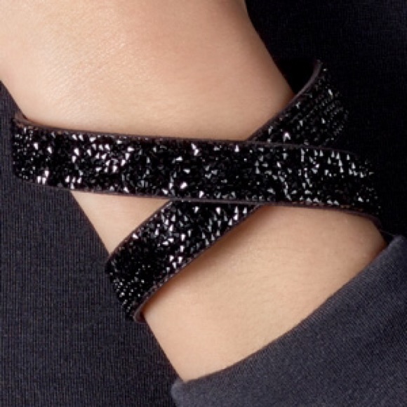 Wolford Jewelry - Liya Bracelet Wolford Jewelry - Liya Bracelet