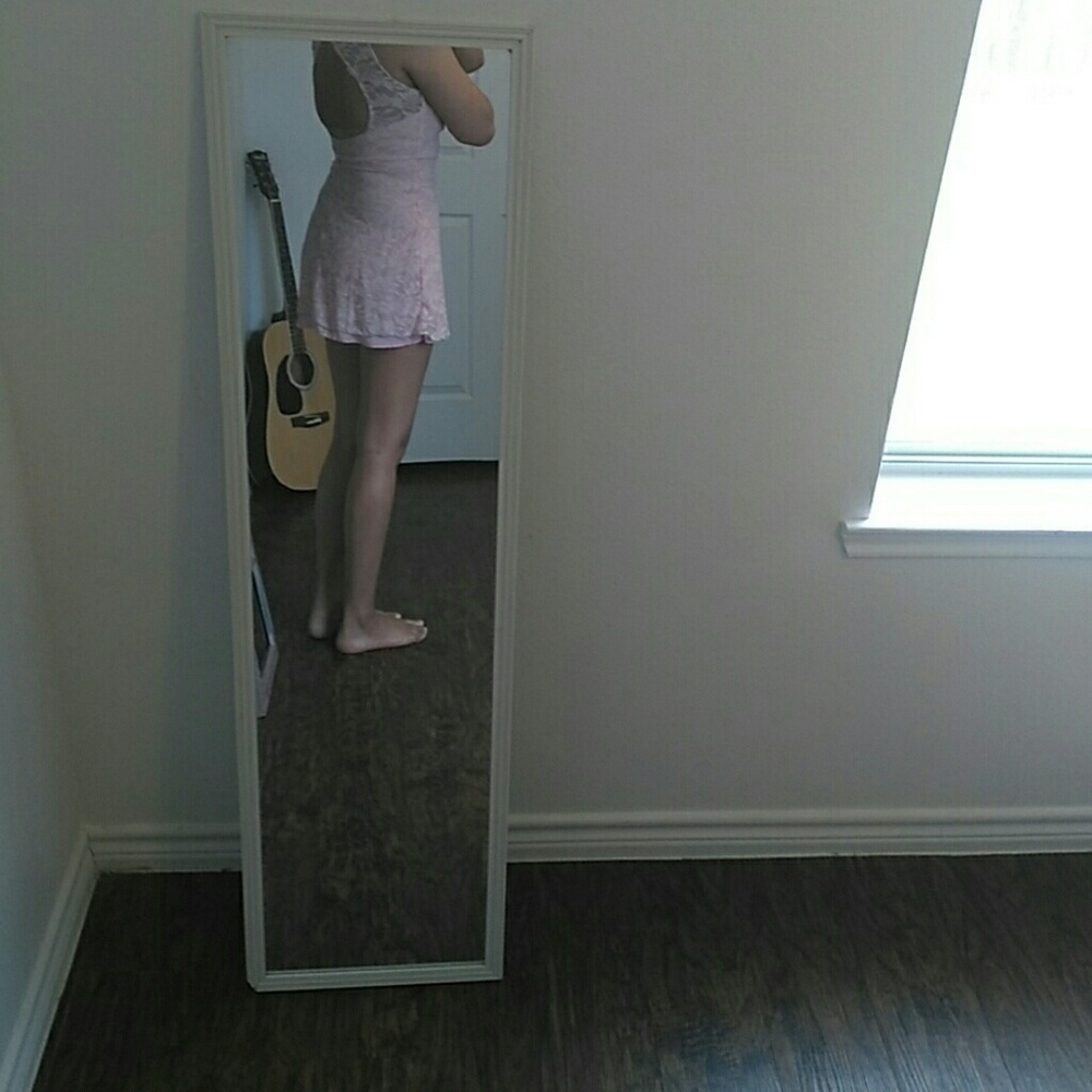 Dress - Picture 3 of 4