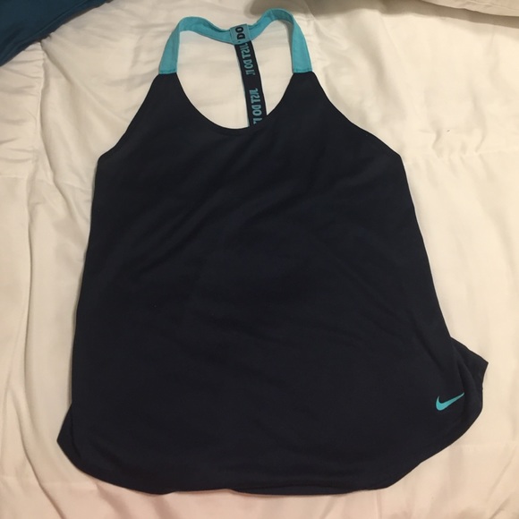 Nike Tops - Nike workout tank