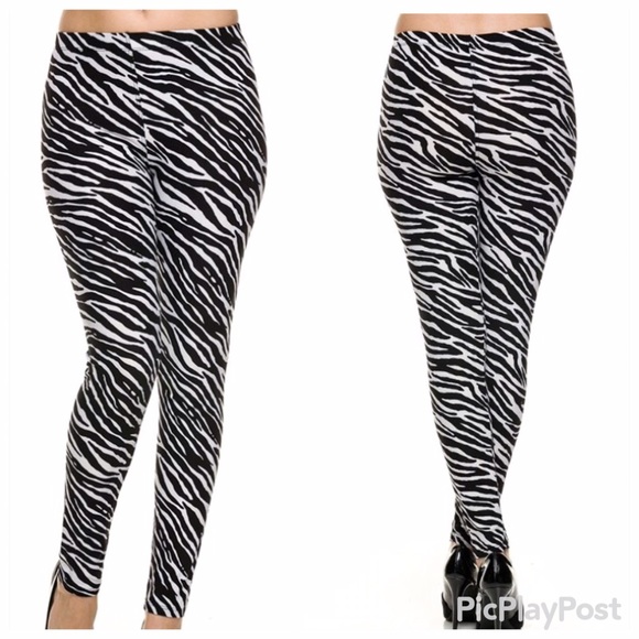 💟🆕 LANE // Wild Zebra Print Ankle Leggings - Picture 2 of 3