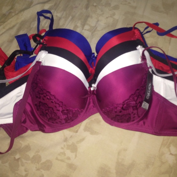 Mamia Lingerie Bras - Picture 1 of 3