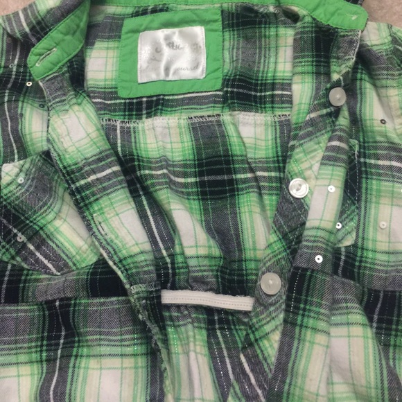 Green plaid button down - Picture 4 of 4