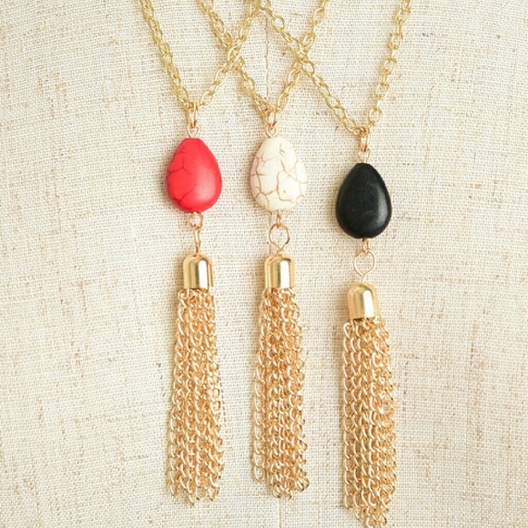 Jewelry | Stone Pendant Tassel Layered Necklace - Picture 3 of 8