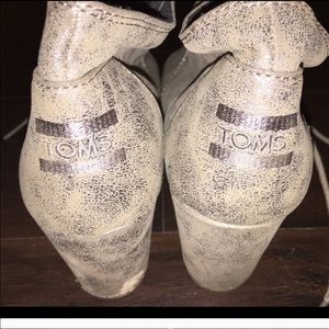 Toms Wedges Size 9