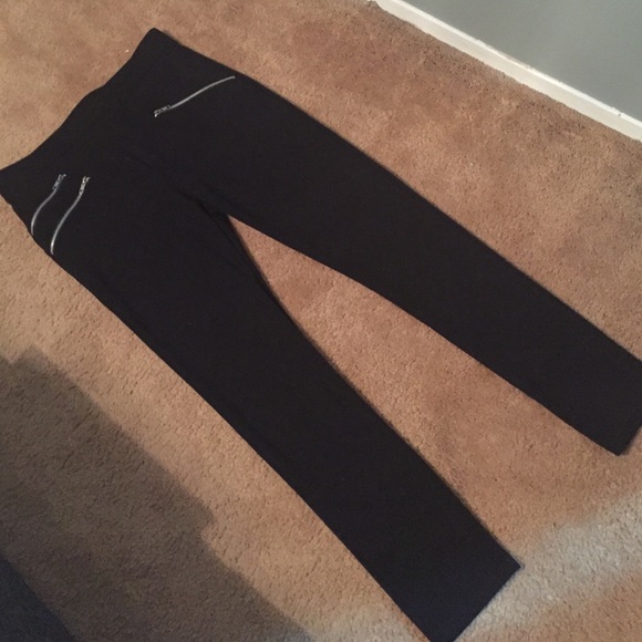 Brand New Zipper Leggings
