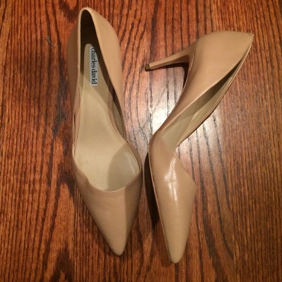 Charles David nude D'Orsay Pumps