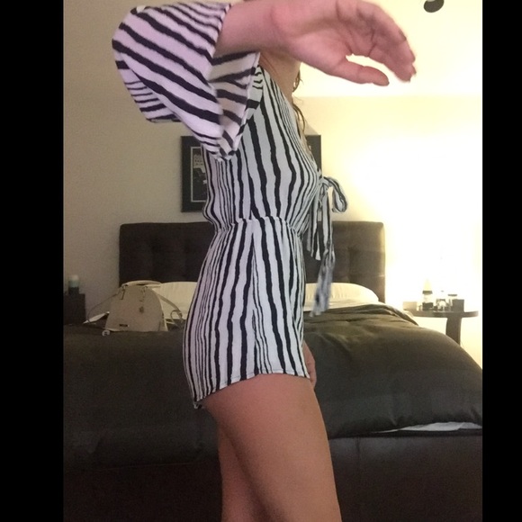 Romper - Picture 4 of 4