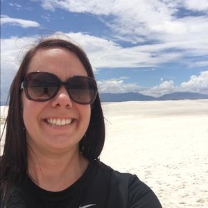 Meet your Posher, Sharon