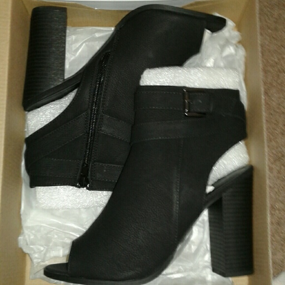 Charlotte Rusee heels - Picture 3 of 6