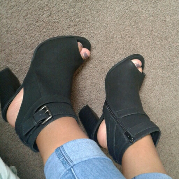 Charlotte Rusee heels - Picture 6 of 6