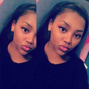 Meet your Posher, Vanessa