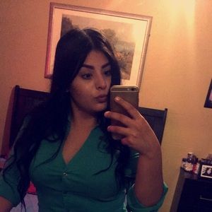 Meet your Posher, Perla