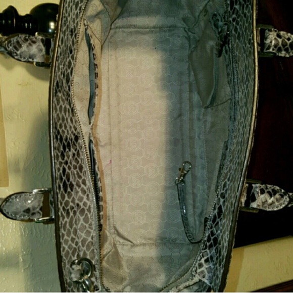 Michael Kors satchel - Picture 4 of 4