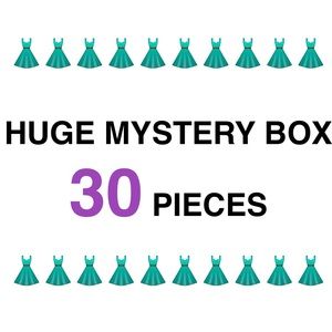 HUGE BOX 30 ITEMS $40 INCLUDES TOPS AND DRESSES
