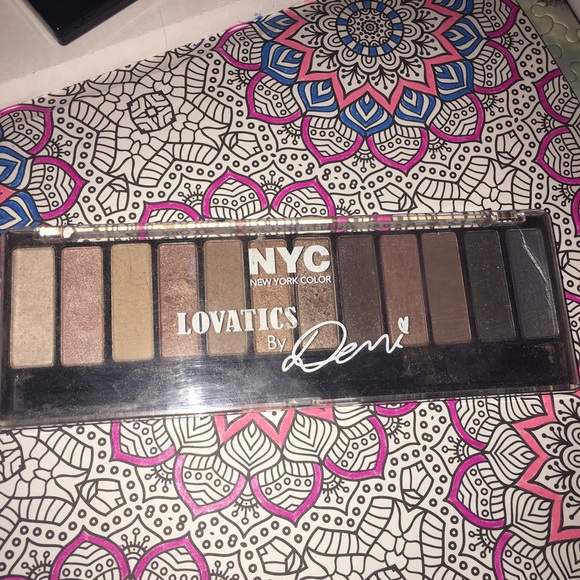drugstore demi lovato eyeshadow palette