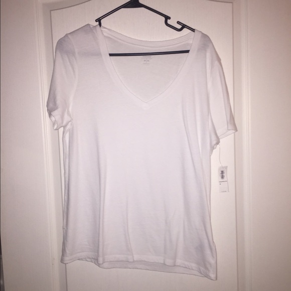 Old navy relaxed fit tee
