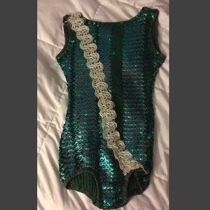 🌸Vintage🌸 blue and green striped sequin leotard
