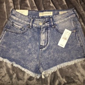 BRAND NEW bullhead shorts