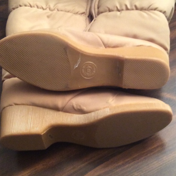 Below the Knee boots size 10B - Picture 2 of 4