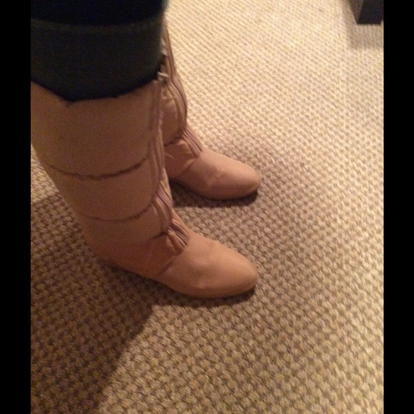 Below the Knee boots size 10B - Picture 3 of 4