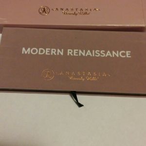 Anastasia Beverley hills eyeshadow