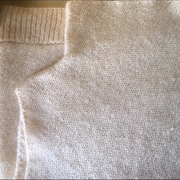 Diagonal knit Mohair/Merino Wool cowl sweater whte - Picture 4 of 4