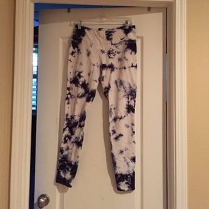 Nike tie dye leggings